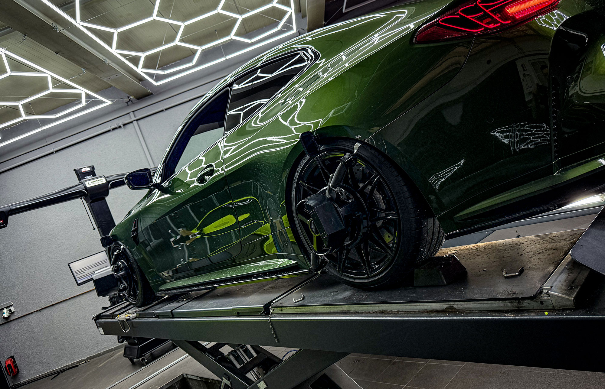 Image hover effect image