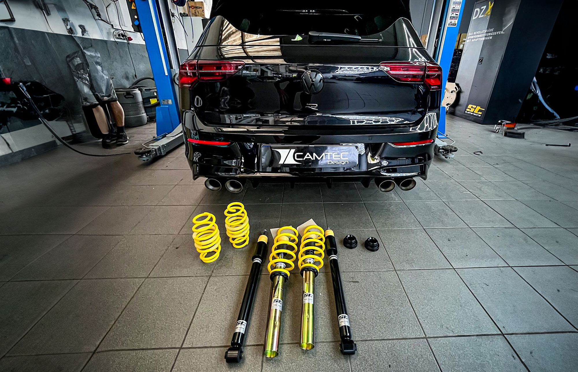 Image hover effect image